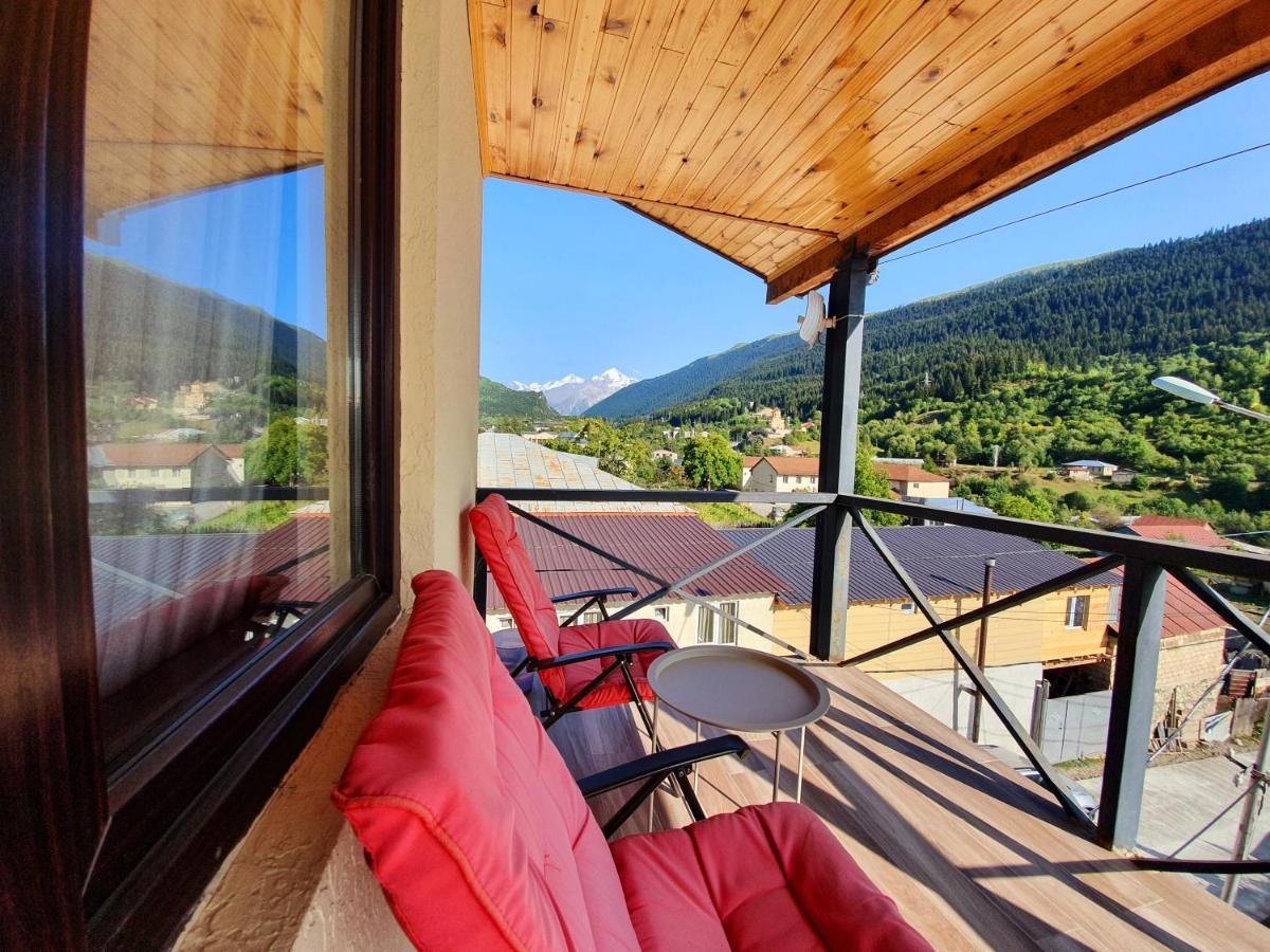 Nino Ratiani'S Guesthouse Mestia Exterior photo